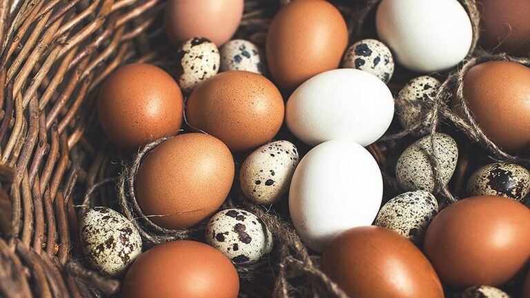 Prepeličie a slepačie vajcia by sa mali pridávať do mužskej stravy, aby sa zachovala potencia. 